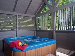 Tina de hidromasaje interior