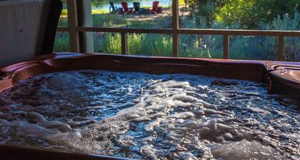 On the Rio Grande River!! Rinconada Rio Grande Retreat