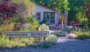 Exterior detail - On the Rio Grande River!!  Rinconada Rio Grande Retreat (Taos)