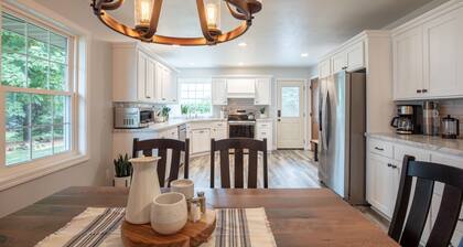 Kingsway Guesthouse. Come, relax, and enjoy your time in Amish country!