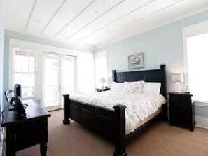 6 chambres, coffre-fort, bureau, fer et planche à repasser