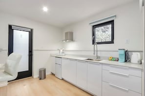 Fridge, microwave, coffee/tea maker