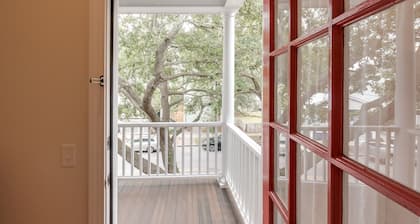 Geräumige und erschwingliche 3 BR Eigentumswohnung in Savannah Historic District in der Nähe von Forsyth Park