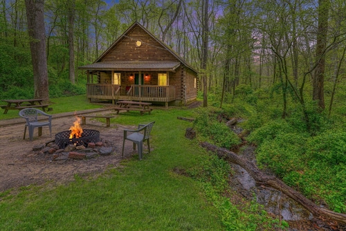 Blue Rose Cabins - Oleander Cabin