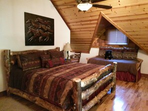 3 bedrooms, iron/ironing board, free WiFi, bed sheets - Creek At Your Feet! Fishing Pole in your Hand! (Hiawassee)