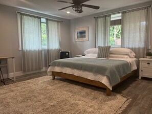 3 bedrooms, iron/ironing board, travel crib, free WiFi