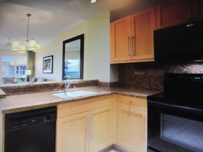 Fridge, microwave, oven, stovetop - Christmas Week - Dec. 19-26, 2026 - Westin Kaanapali - 1 Bdrm. Fixed Oceanview (Lahaina)