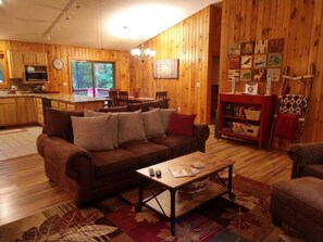 Smart TV, fireplace, table tennis, books