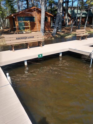 Exterior - Last Minute Openings for Memorial Day at Hojnacki's Cedar Hideaway (Manitowish Waters)