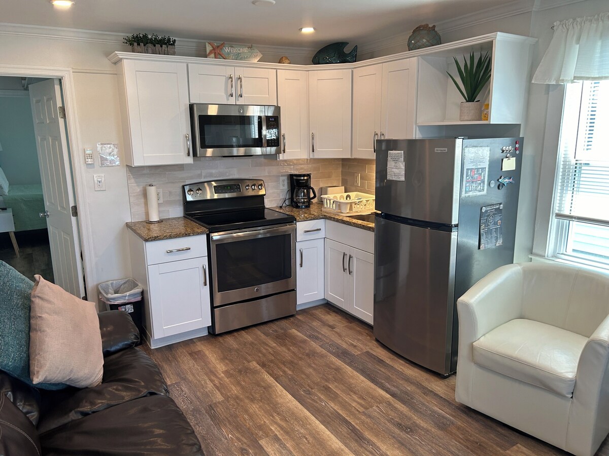 PET FRIENDLY--BAYVIEW--DOWNTOWN