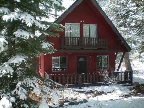Hiljainen hyvin pidetty South Lake Tahoe Family Lomakoti vuokraus