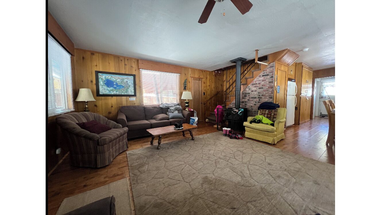 TV, DVD player, books, video library