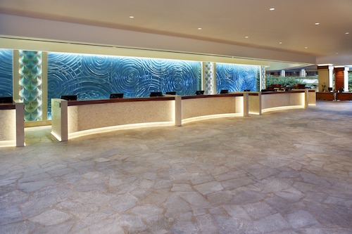 オーシャンビュー ！ 有名なヒルトンハワイアンビレッジで。 