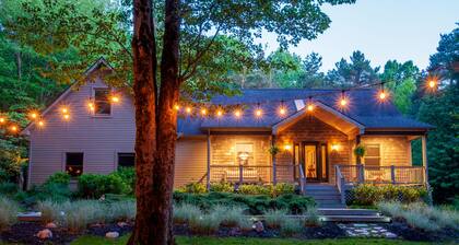 Wooded Retreat - askeleet järvelle - lähellä kaupunkia