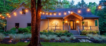 Wooded Retreat - Steps to the Lake - Close to Town
