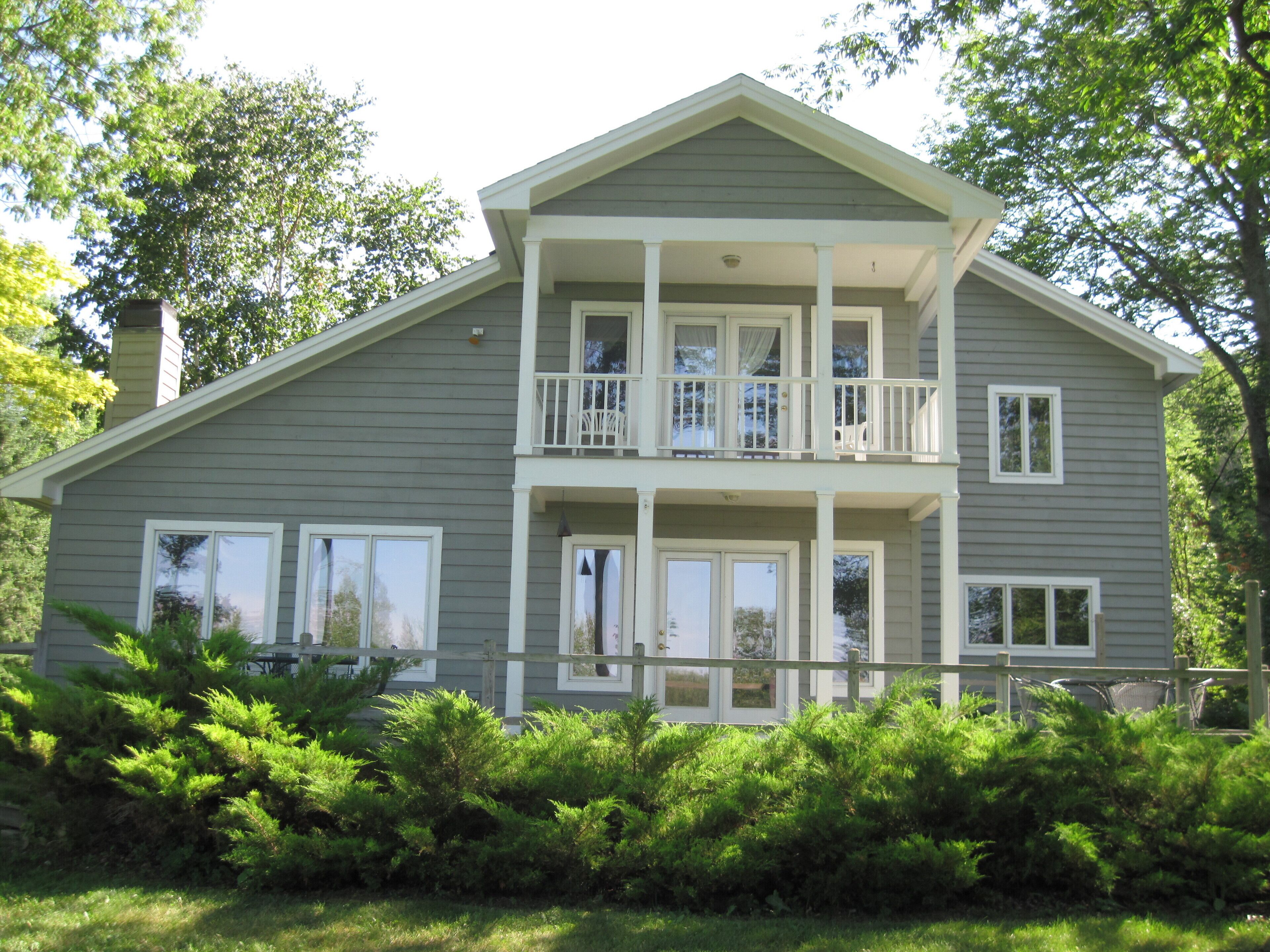Charming Beachfront Vacation Home On Crystal Lake: Aug & Sept 2024 Available!