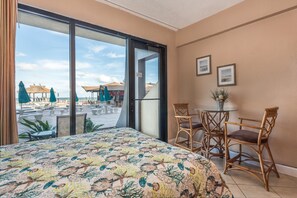 熨斗/熨衣板、免费 WiFi、床单