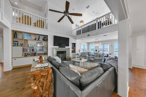 Smart TV, fireplace, DVD player, books