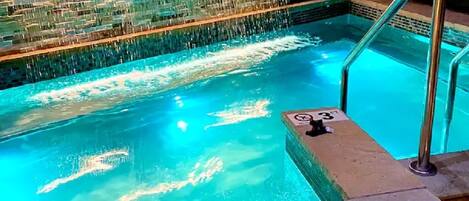 Indoor pool, outdoor pool