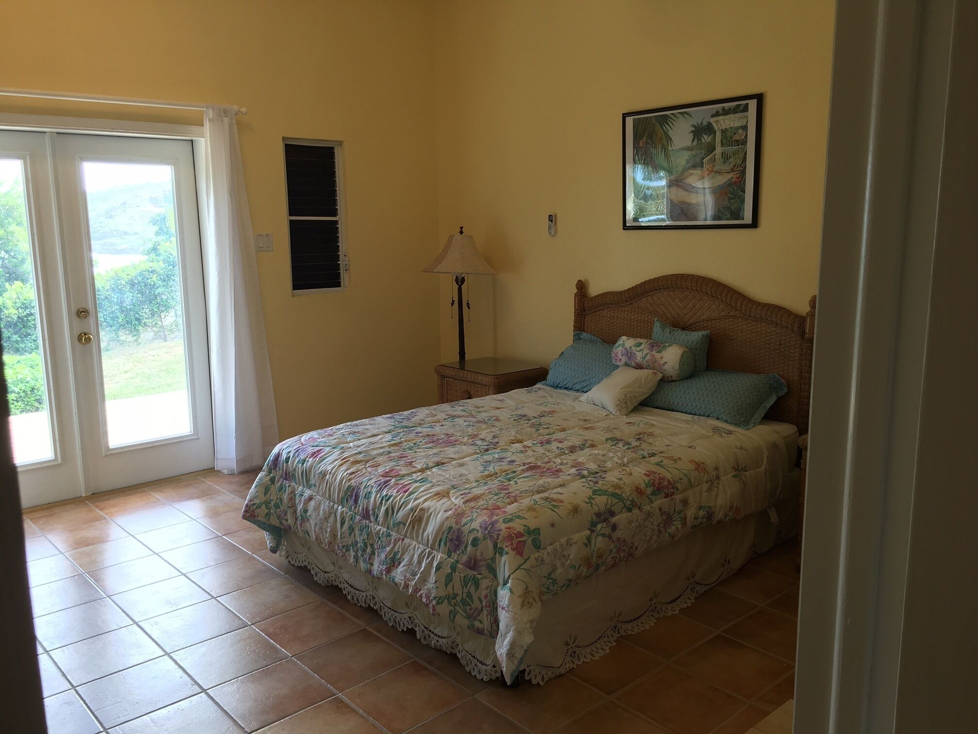 4 soverom, strykejern/-brett, wi-fi (inkludert) og sengetøy