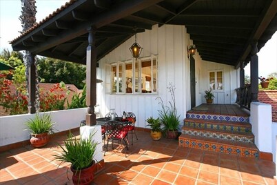 Spanish Casita in the Village of La Jolla - Walk to Everything