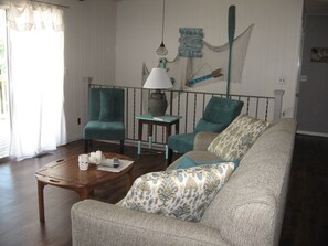 TV, fireplace, DVD player, stereo