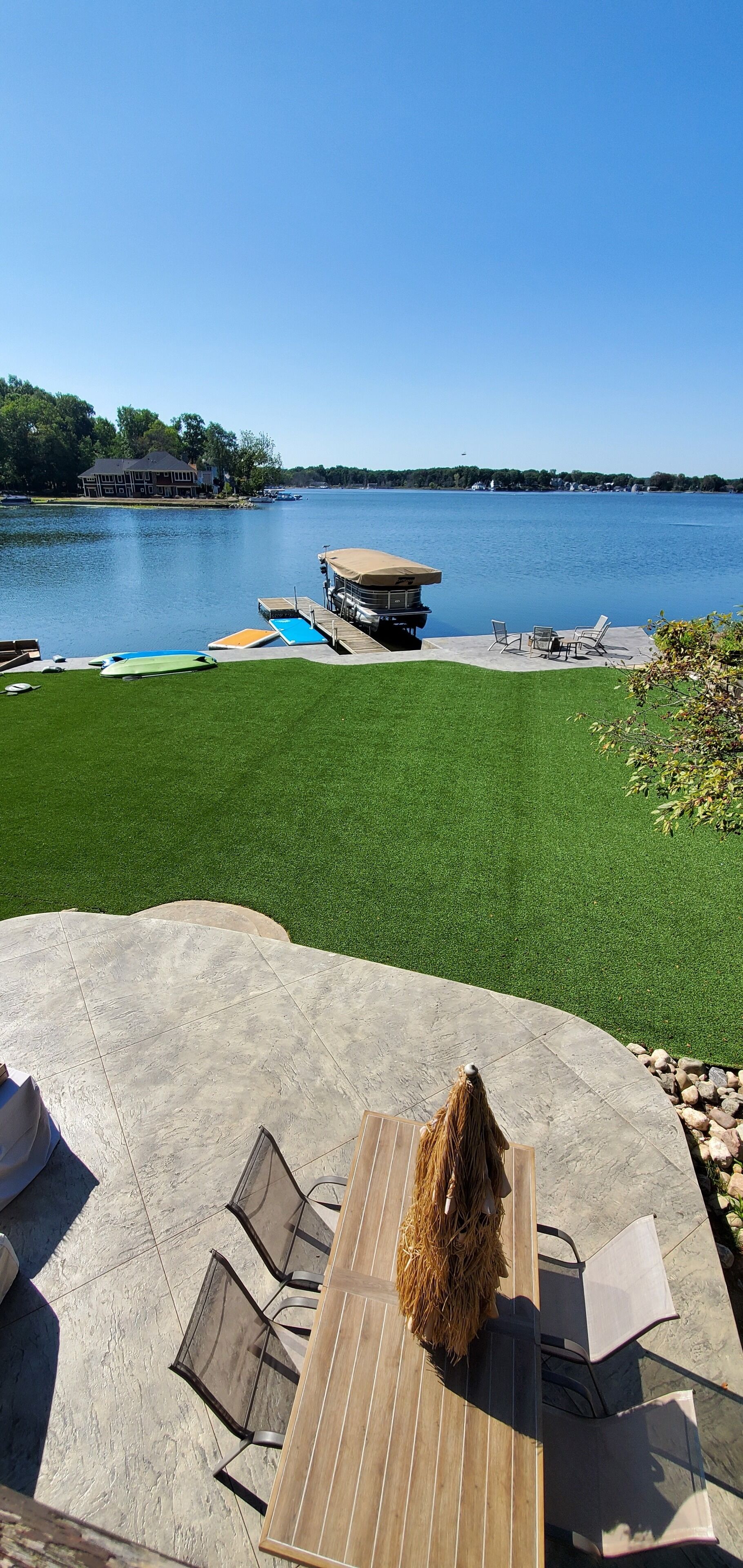 Lakefront Family Vacation on Eagle Lake, Texas Township.  3 Bedrooms, Sleeps 7