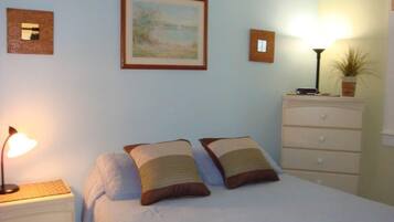 1 soverom, strykejern/-brett, wi-fi og sengetøy