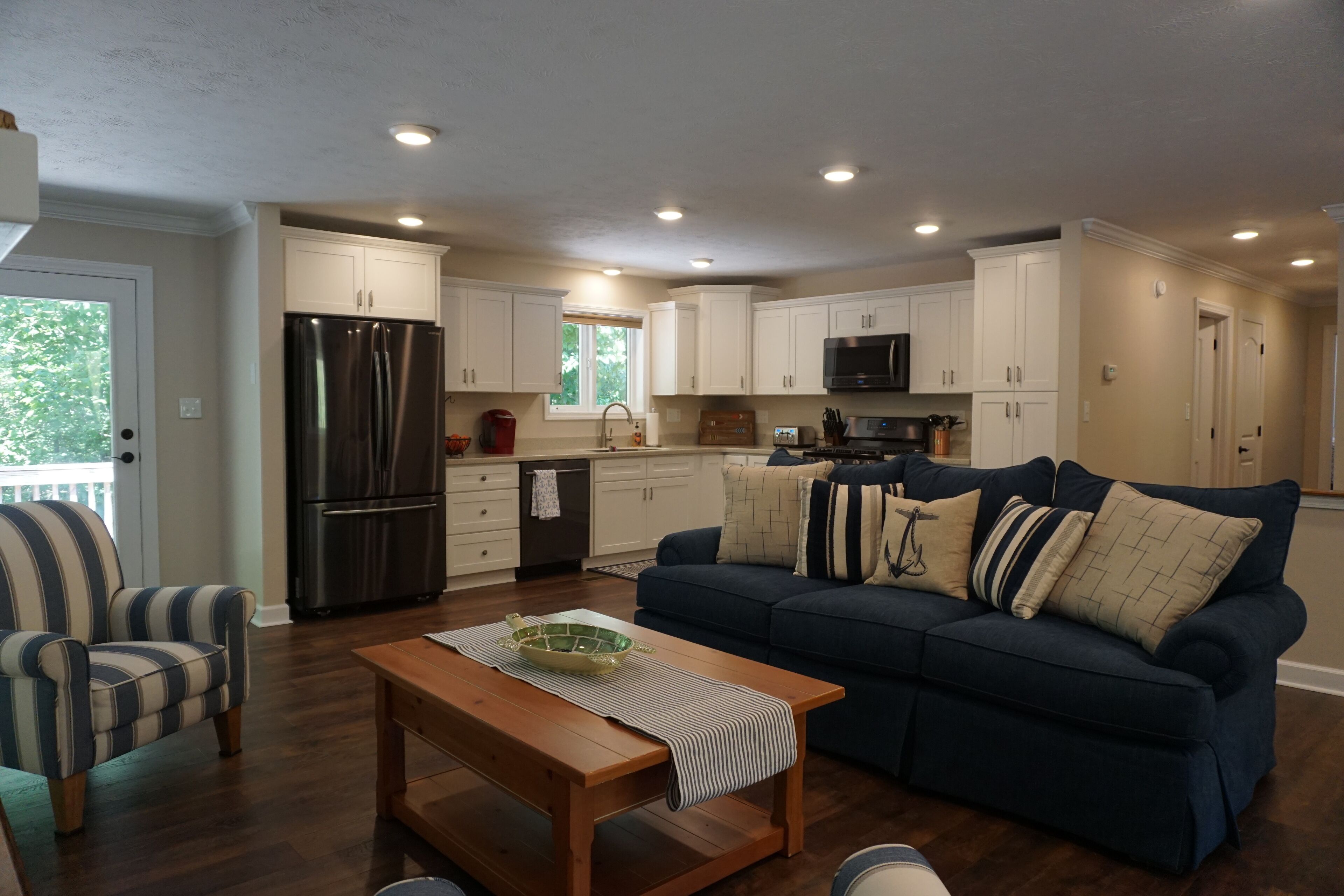 THE LAKE HOUSE at Grand Rivers:  Executive 5 bed/3 bath Home with 3500 sq. ft.