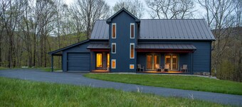 Maison sur 35 acres privés w / Mt vues minutes à la ville