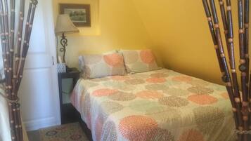 1 bedroom, in-room safe, desk, iron/ironing board