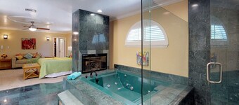 Cuckoo`s Nest In Movie Colony - Pool-Waterfall-Spa with views from the pool!