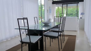 Dining - Architectural/Minimal Villa in Forte dei Marmi, Roma Imperiale (Forte dei Marmi)