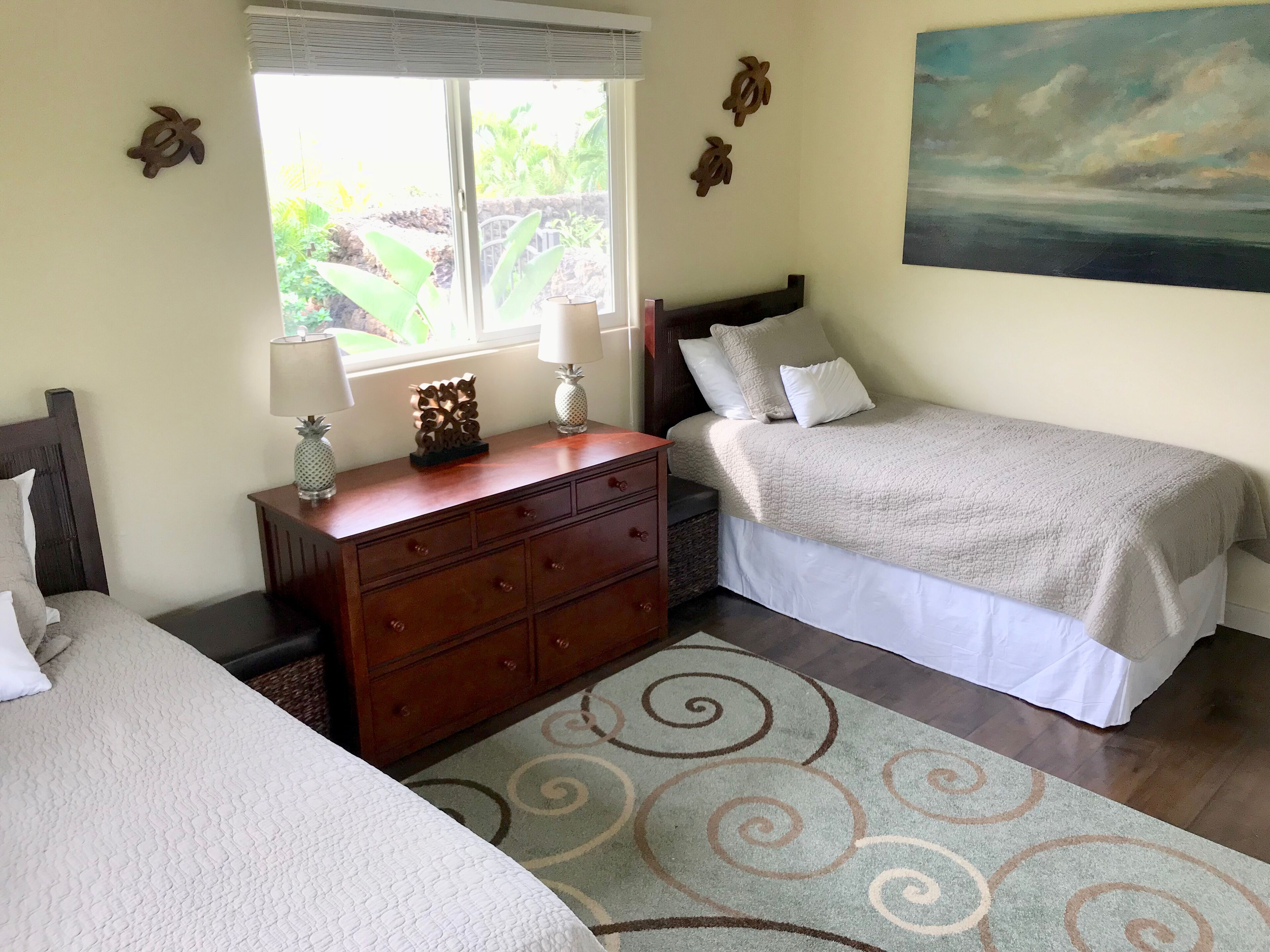 3 bedrooms, iron/ironing board, WiFi, bed sheets