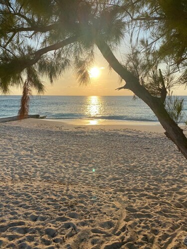 Fabulous Rustic Chalet Beach House Across the Street From Beach on Grand Turk