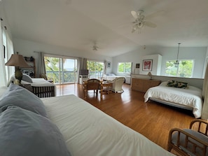 4 bedrooms, iron/ironing board, travel cot, free WiFi - Spacious Kealakekua Bay Home with 4-bedroom bay home:  Enjoy Quiet rejuvenation  (Capt Cook)