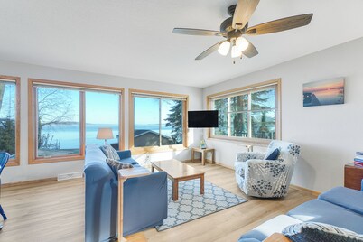 Awesome Lake Getaway On Beautiful Green Lake