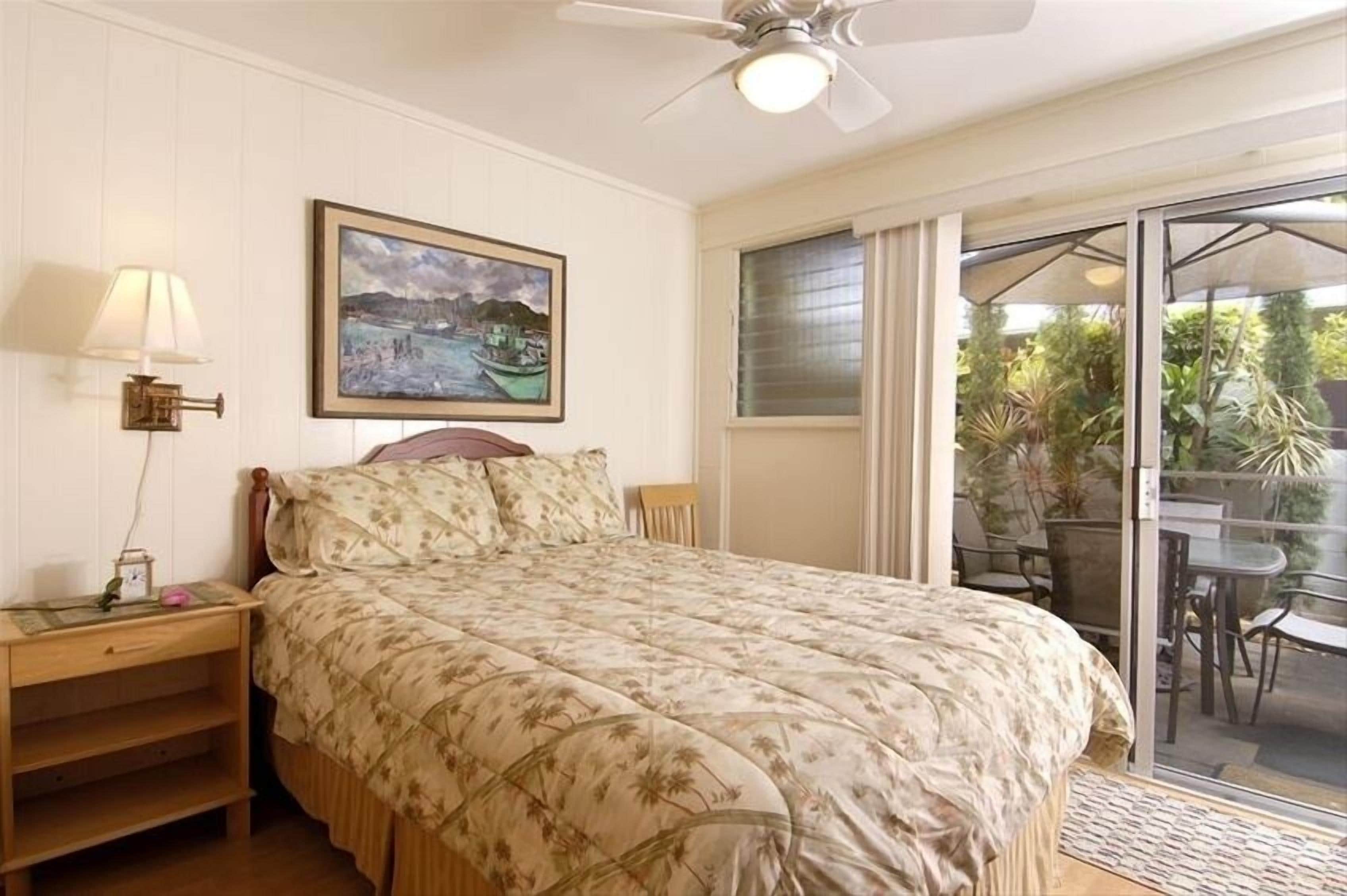 2 bedrooms, iron/ironing board, travel crib, free WiFi