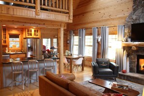 تلفزيون، مدفأة، مشغل دي في دي، كُتُب