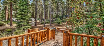 Mountain Home, Close to Beach, Hot Tub and Shuffle Board