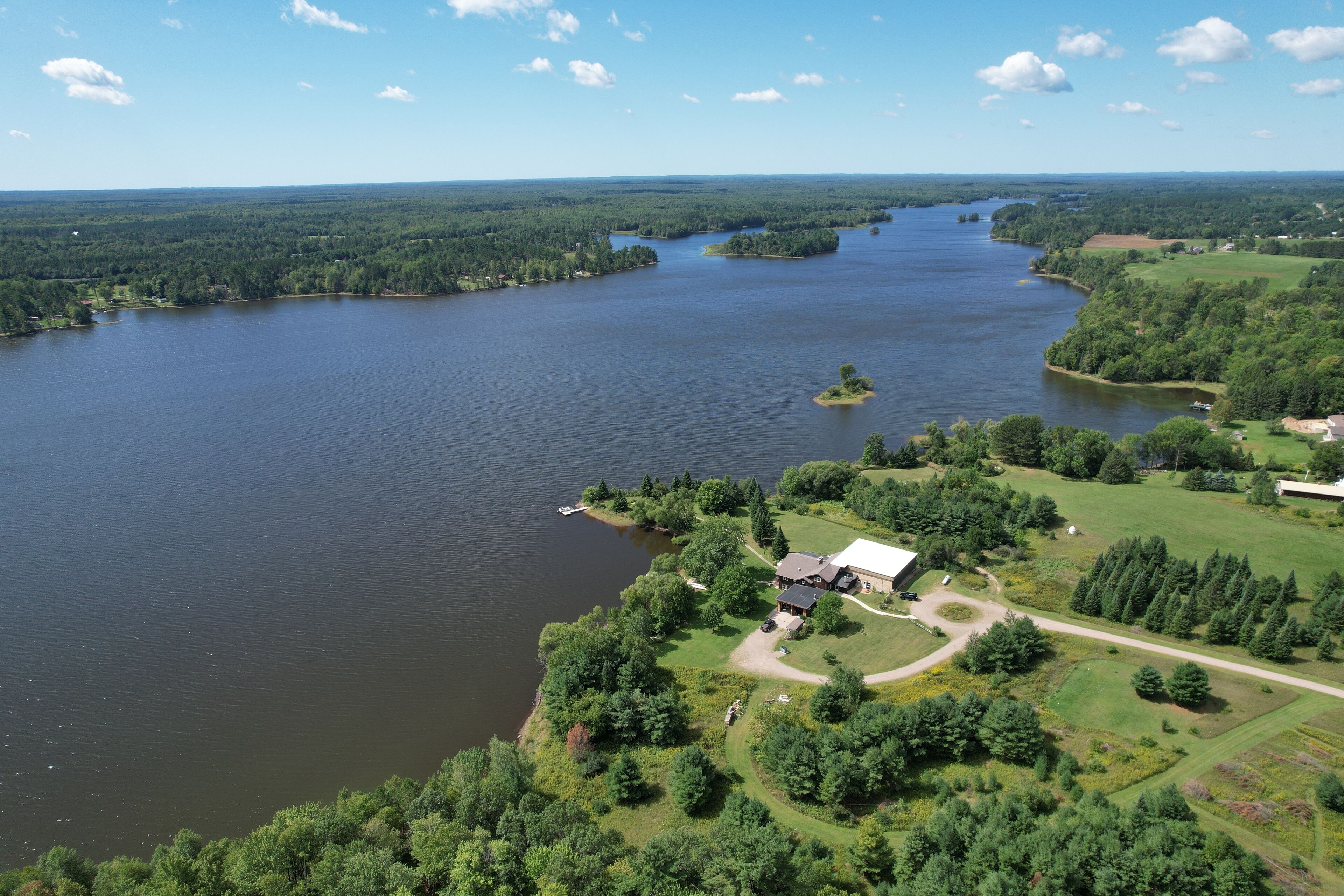 Spacious, Rustic, Beautiful Lodge-15 Acres 600+ Ft of Shoreline-Enjoy all year