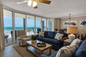 Flat-screen TV, DVD player - Tower 1, 2nd Floor, 2Bdr/2Bath!! Beautifully Remodeled!! (Panama City Beach)