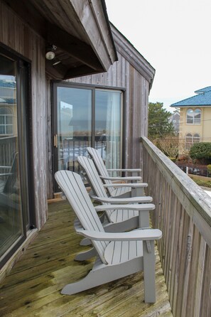 Property grounds - Boardwalk Stunner! Wake up to the Ocean (Rehoboth Beach)