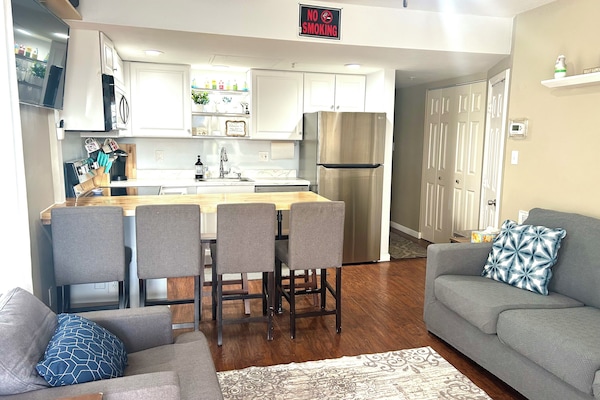 Kitchen living room combination