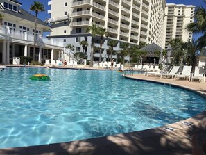 Indoor pool - Bristol 4th floor. King, King, Queen and 3 Baths. Great for 3 couples or family. (Gulf Shores)
