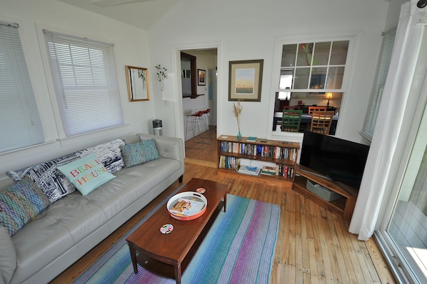 Smart TV, books