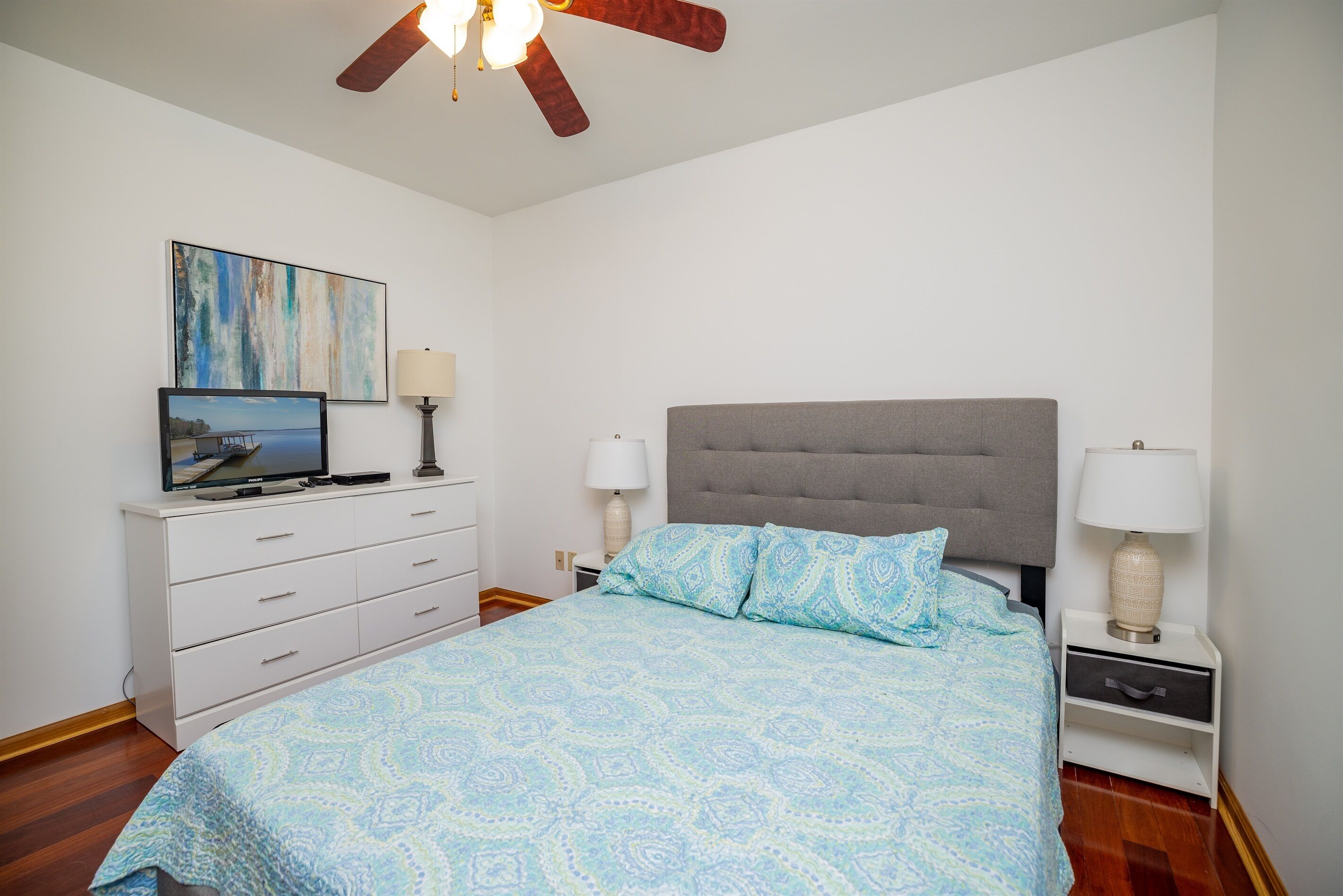 4 間睡房、免費 Wi-Fi、床單