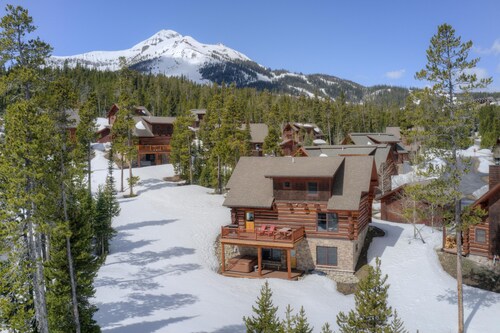Ski-In/Ski-Out Powder Ridge Cabin In Beautiful Big Sky