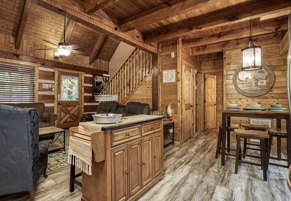 TV, caminetto, videogiochi