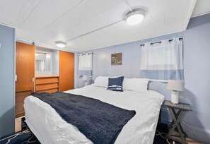 2 bedrooms, free WiFi, bed sheets